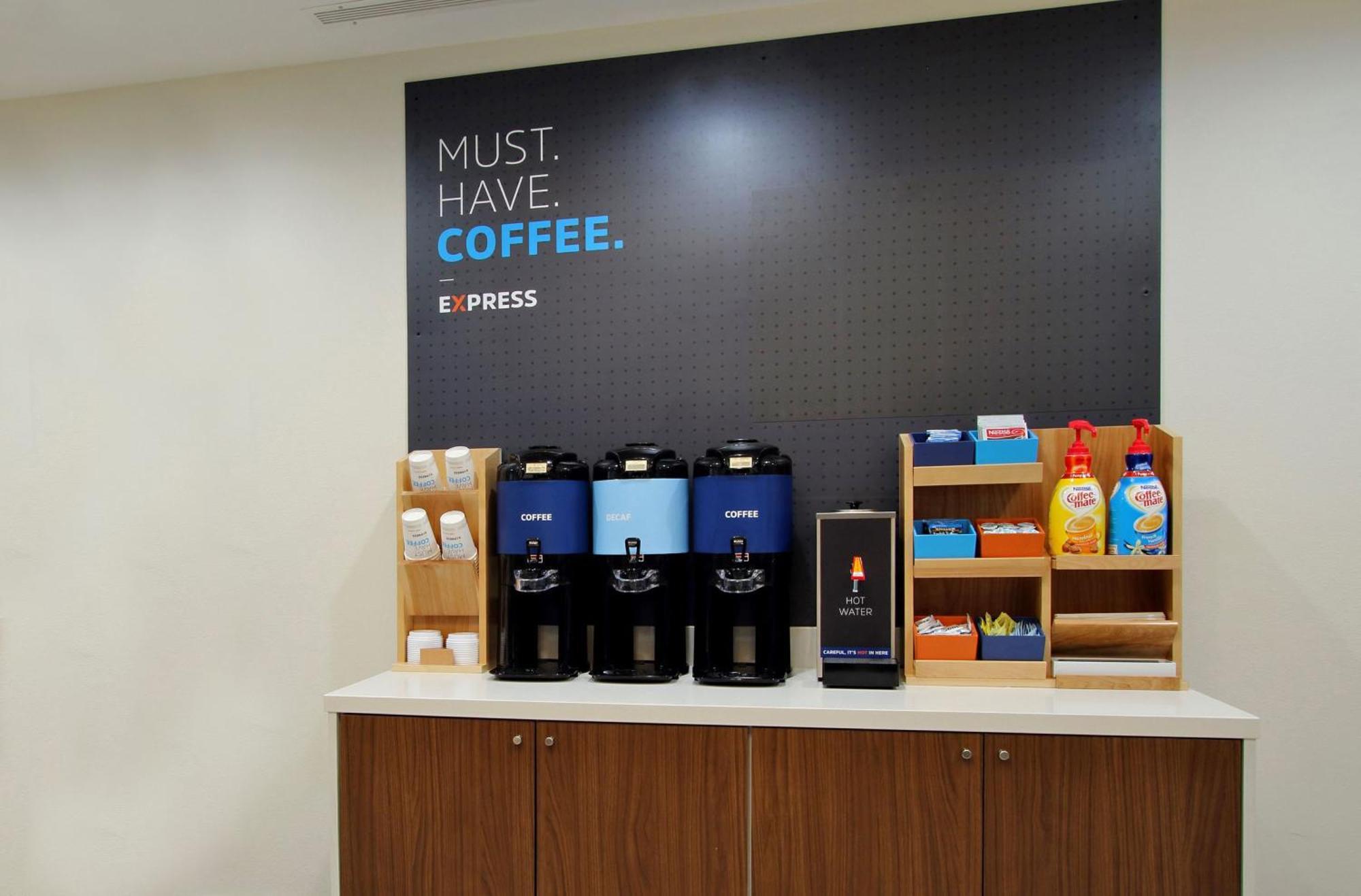 Holiday Inn Express & Suites Lebanon By Ihg Esterno foto