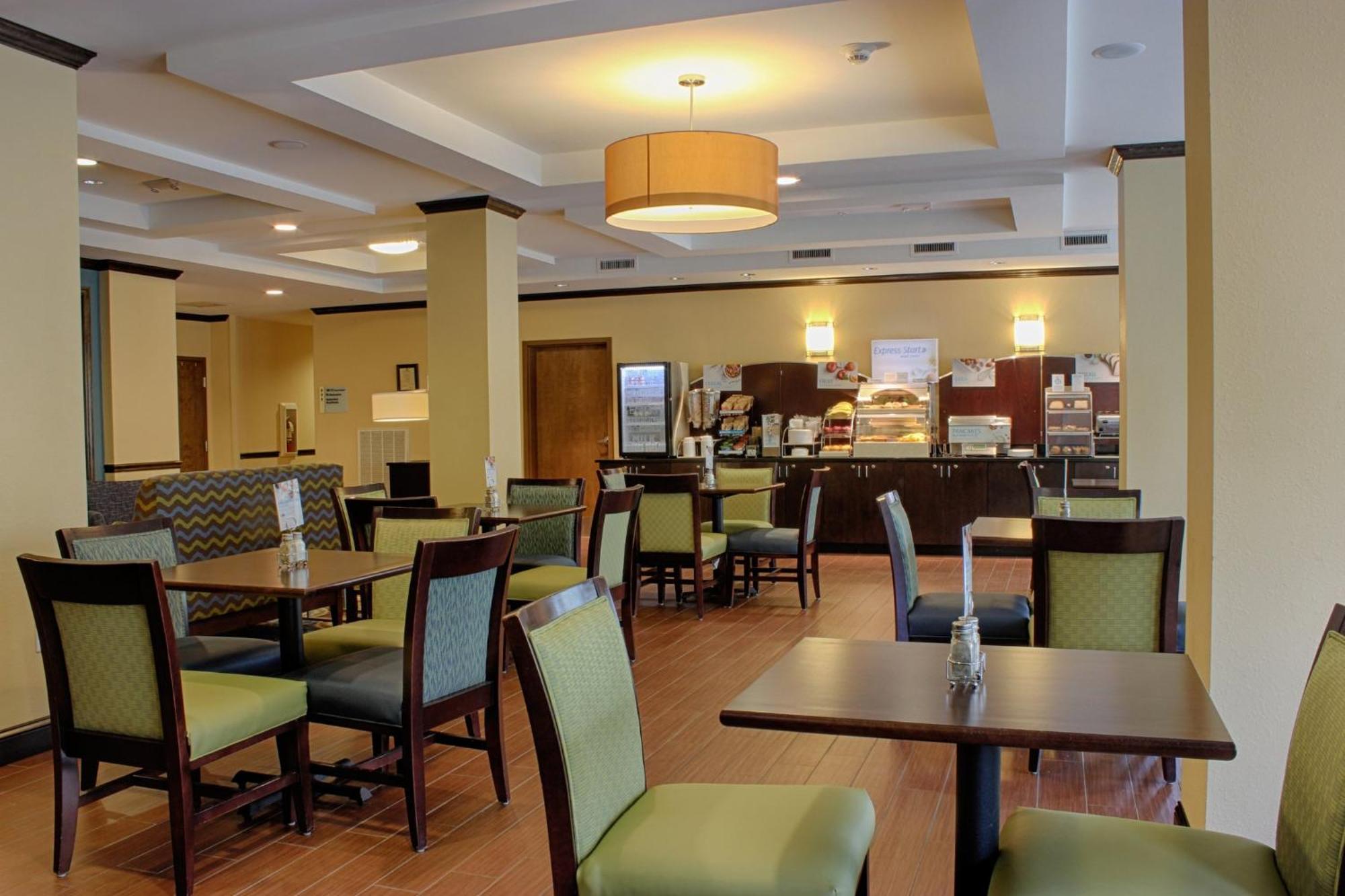 Holiday Inn Express & Suites Lebanon By Ihg Esterno foto