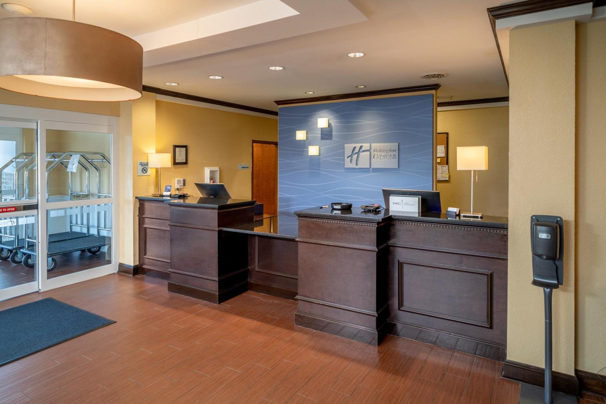 Holiday Inn Express & Suites Lebanon By Ihg Esterno foto