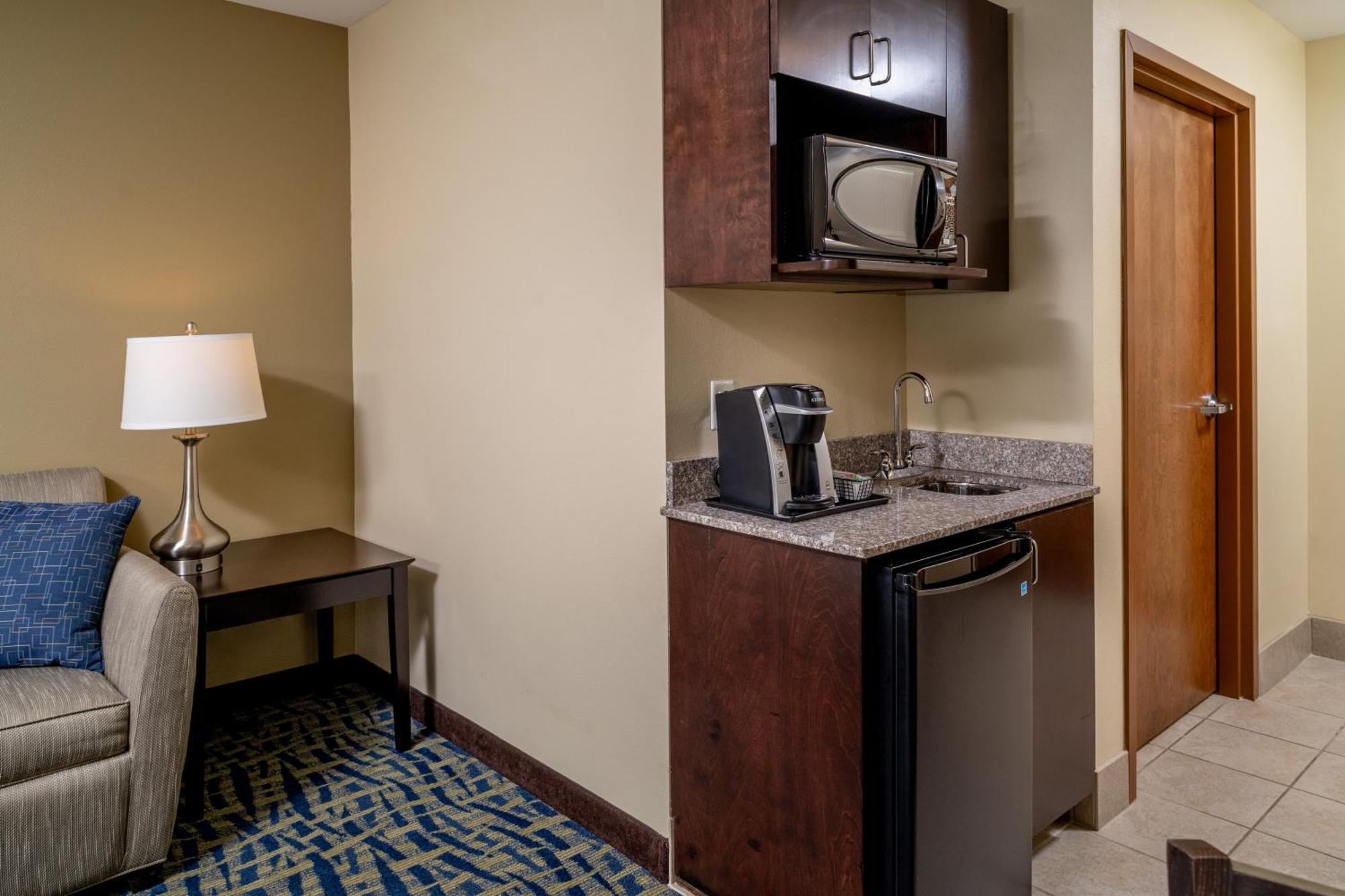 Holiday Inn Express & Suites Lebanon By Ihg Esterno foto