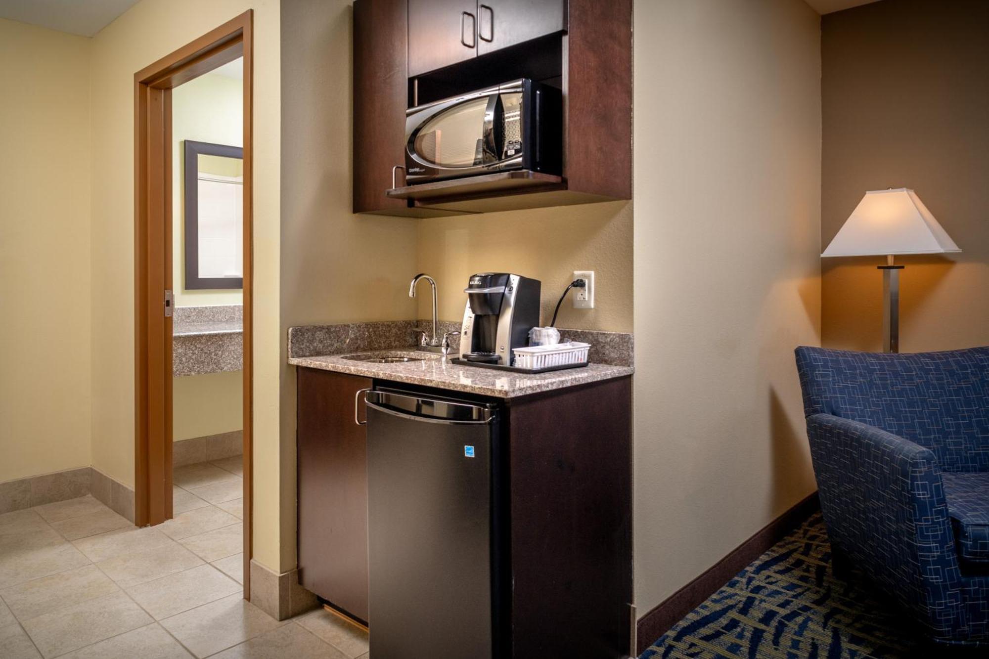 Holiday Inn Express & Suites Lebanon By Ihg Esterno foto