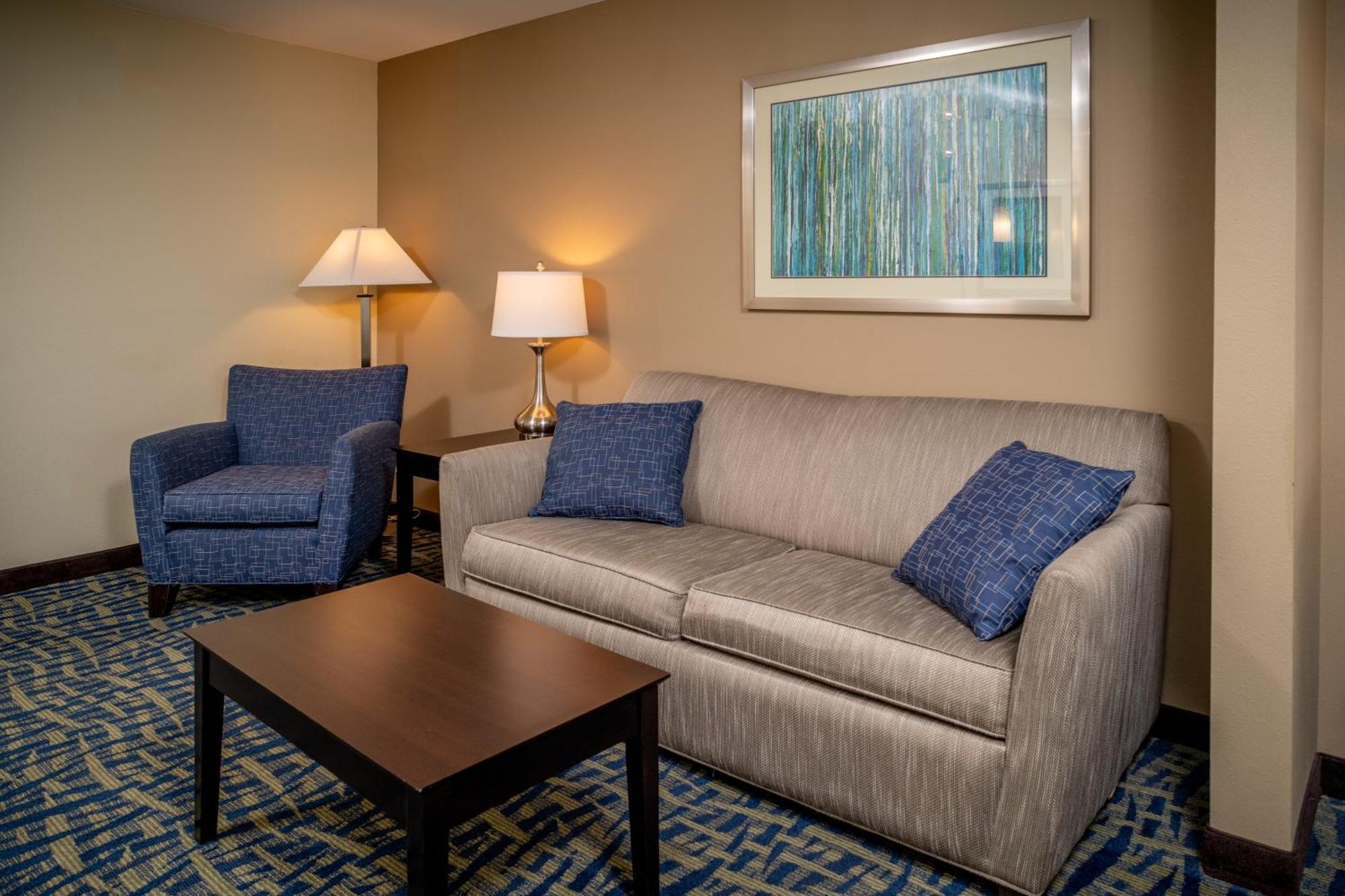 Holiday Inn Express & Suites Lebanon By Ihg Esterno foto