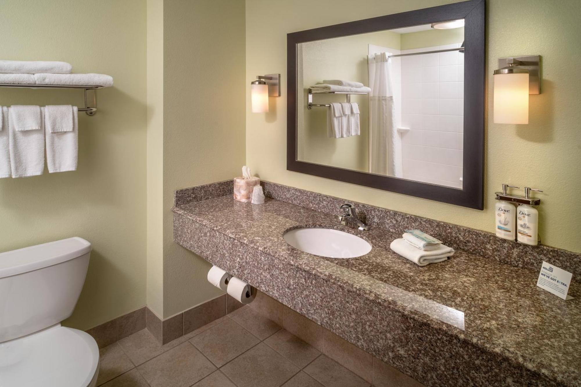 Holiday Inn Express & Suites Lebanon By Ihg Esterno foto