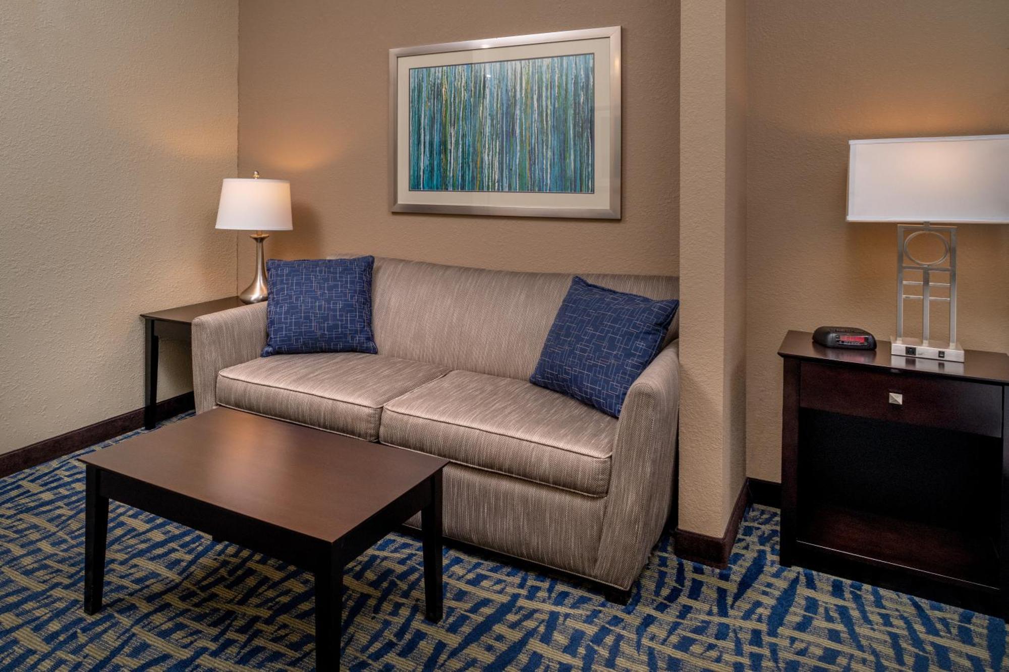 Holiday Inn Express & Suites Lebanon By Ihg Esterno foto