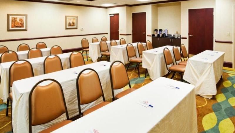 Holiday Inn Express & Suites Lebanon By Ihg Esterno foto