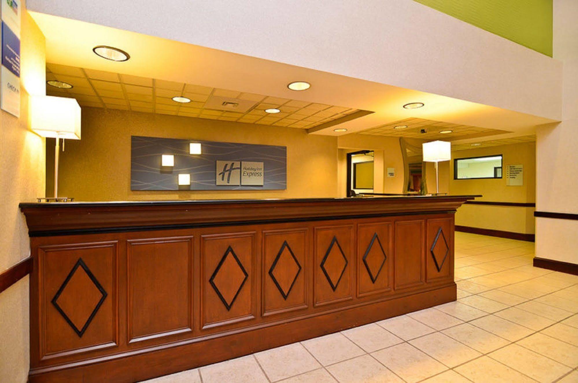 Holiday Inn Express & Suites Lebanon By Ihg Esterno foto